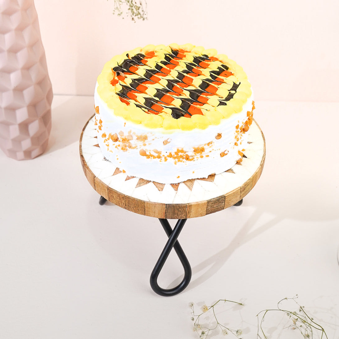 A Vintage Affair Cake Stand