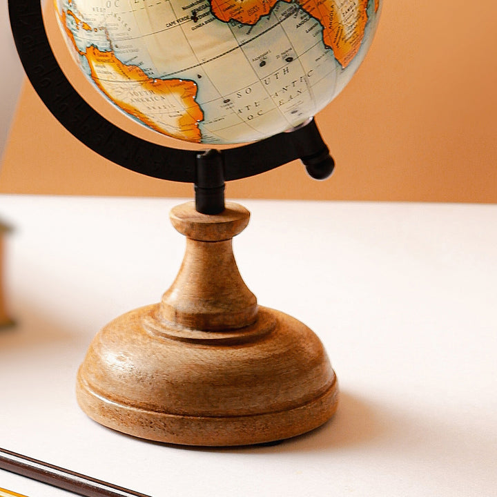 Color Pop Black Arc Globe