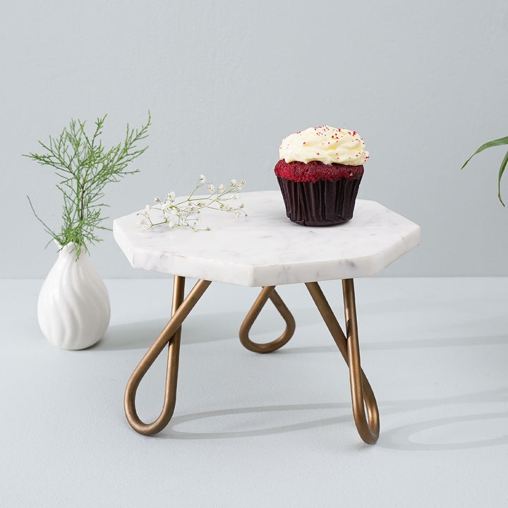 White Chocolate Cake Stand