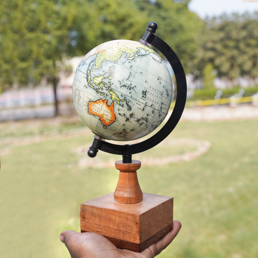 The Orb of Adventure - Globe