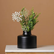 Modern Black Vase for Living Room Decor - Sleek Centerpiece