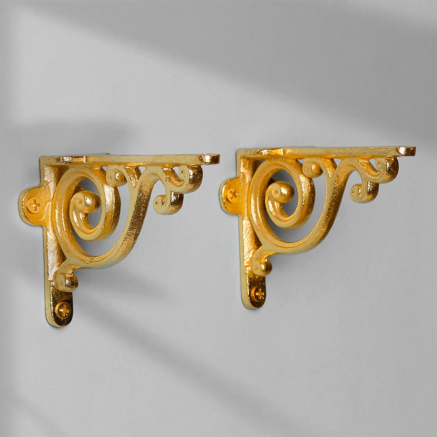 Golden Victorian Swirl Wall Bracket