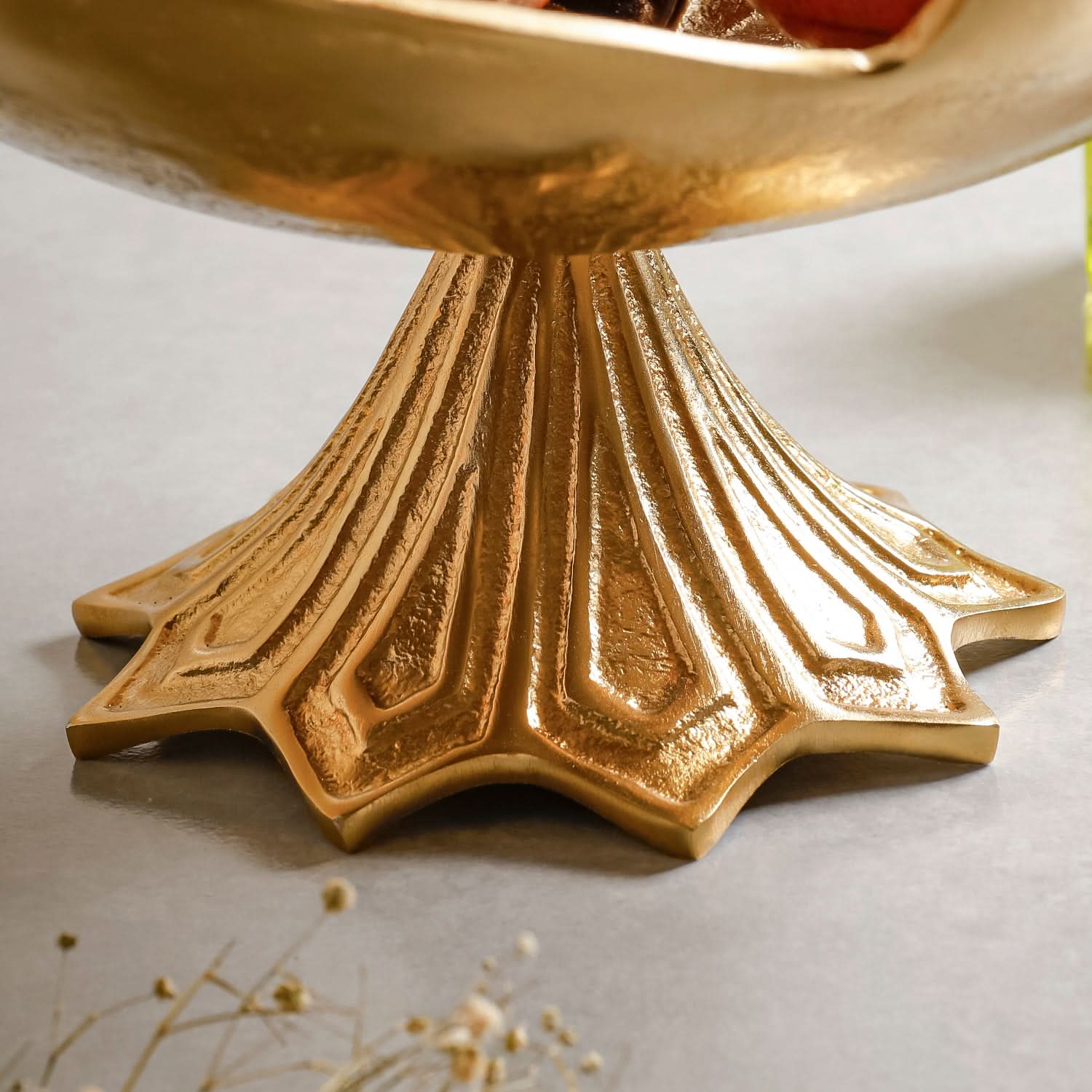 Gold Leaf Pedestal Fruit Bowl