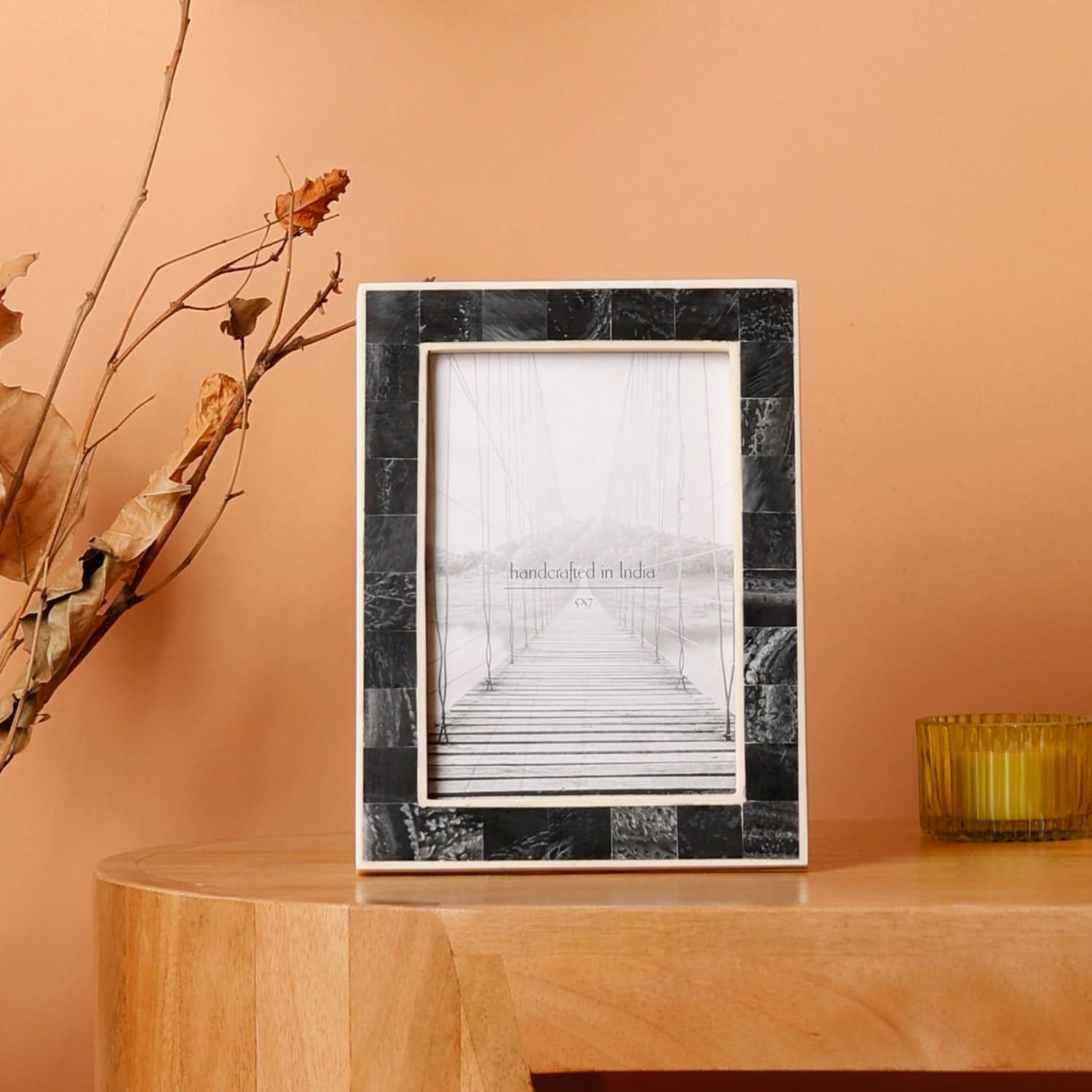 Black Resin Mosaic Photo Frame (4x6)