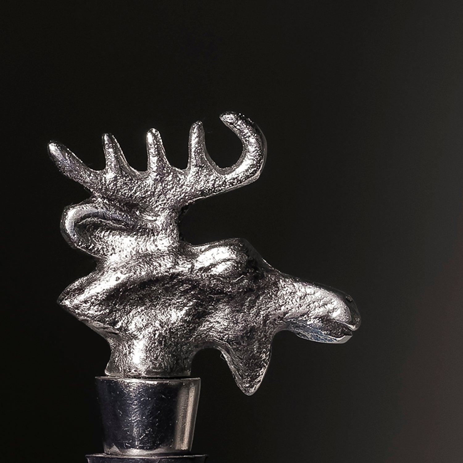 Deer Head Wine Stopper Metal Bottle Stopper for Bar Accessories and Table Decor