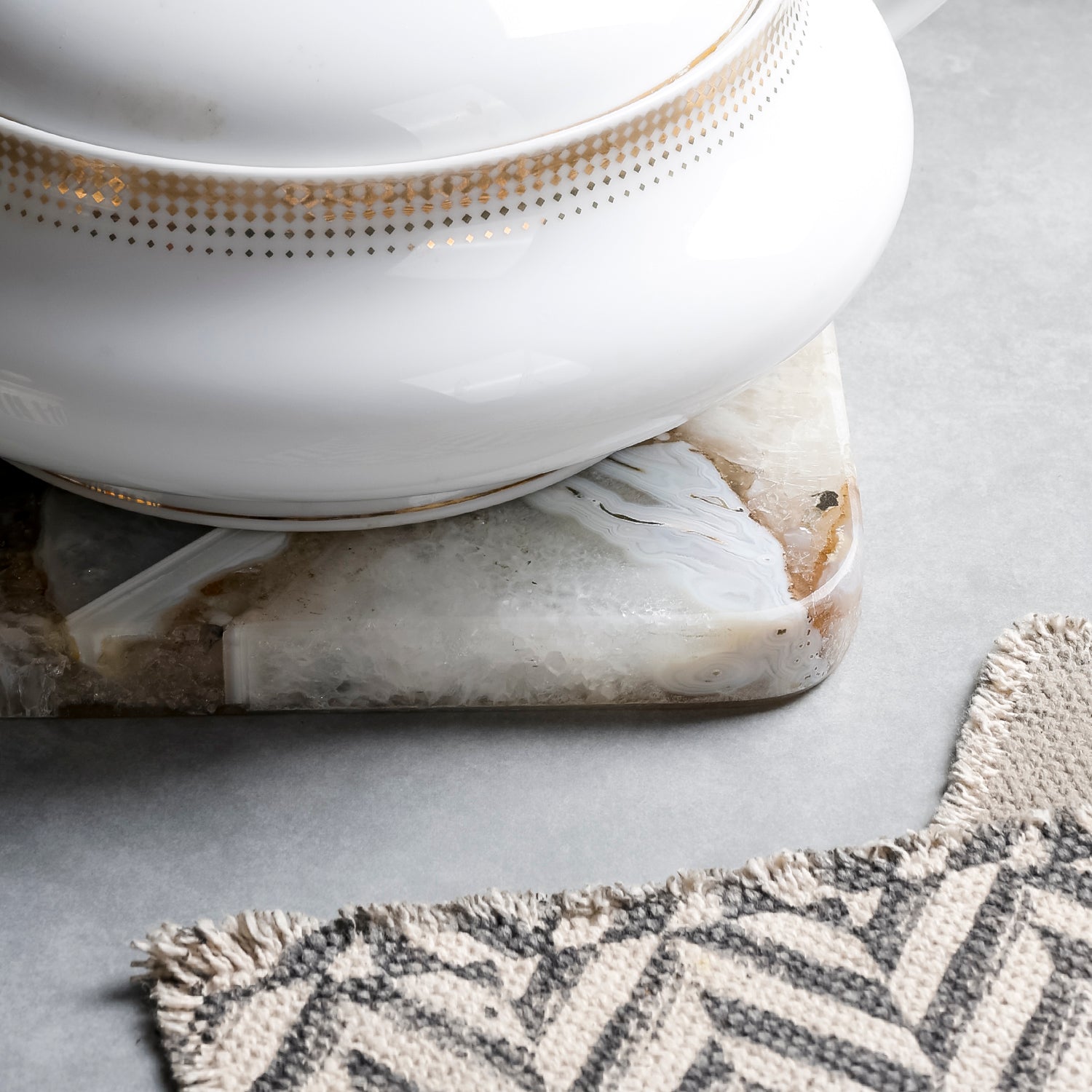 Natural Agate Rectangular Trivet for Hot Serveware, Dining Tables & Modern Table Styling