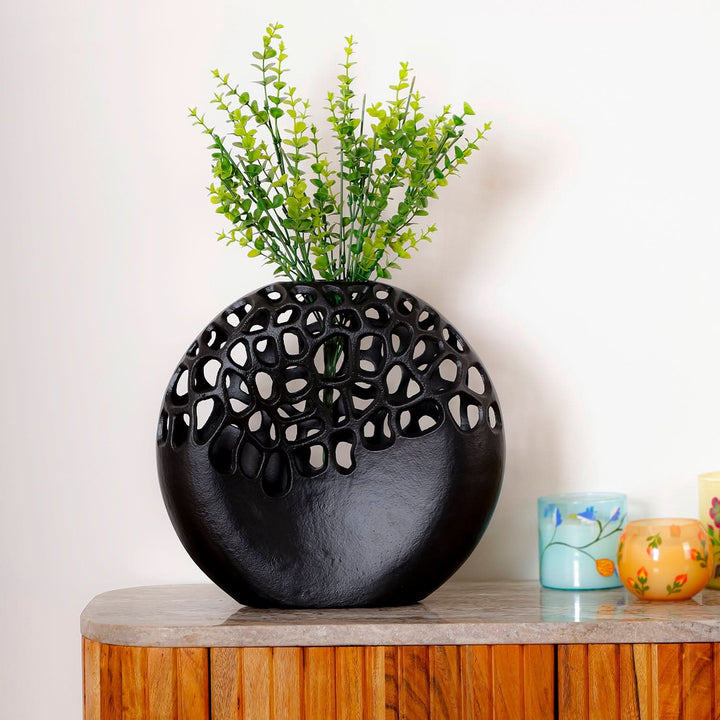 Cutwork Rim Vases Modern Black Metal Decorative Table Vase – Hollow Cutwork Round Flower ...