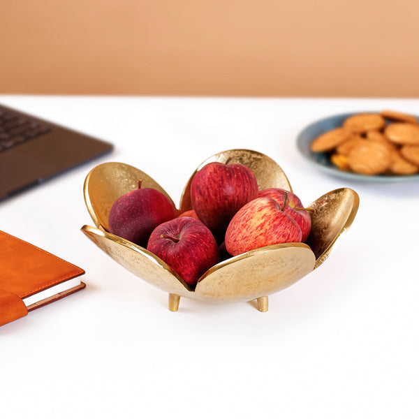 Luxury Gold Metal Decorative Flower Bowl – Elegant Centerpiece for Fruits, Snacks & Home Decor