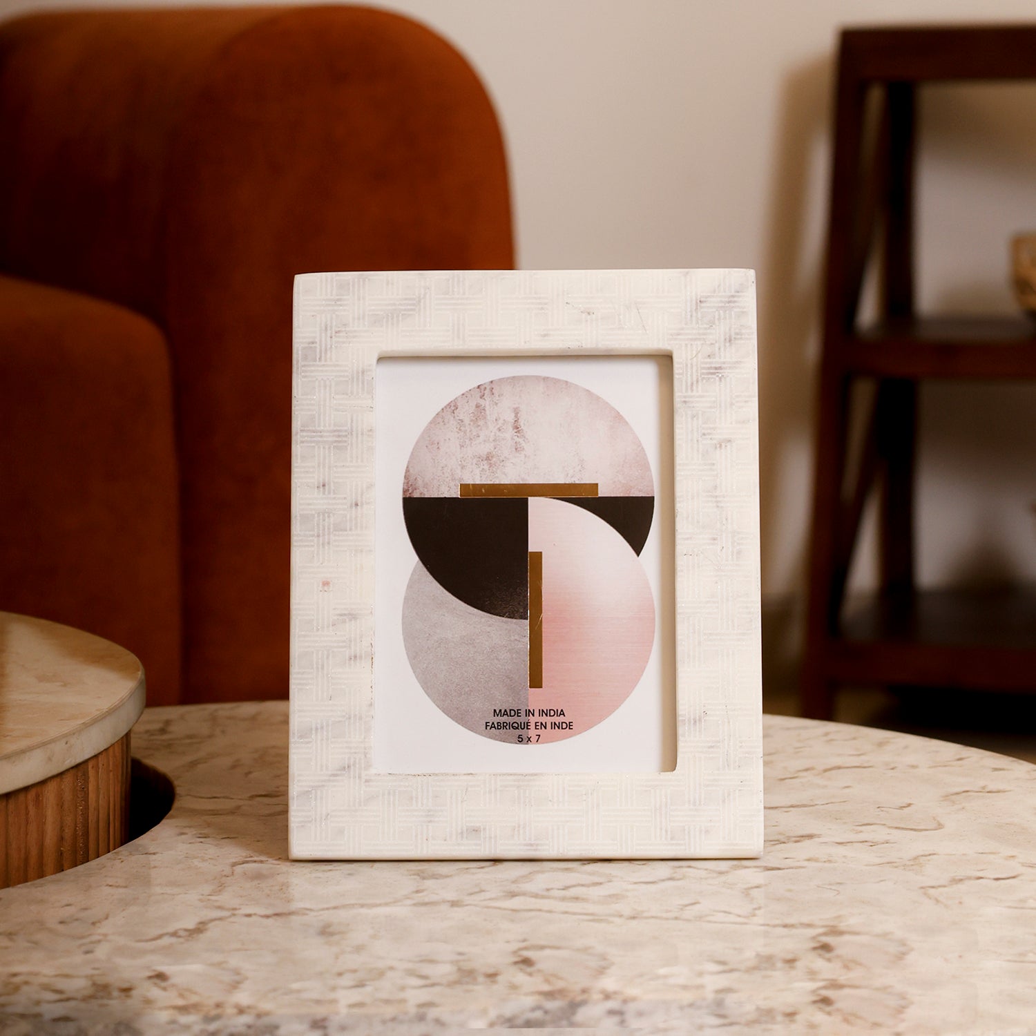 White Marble Textured Photo Frame for Tabletop Styling 5x7 inch