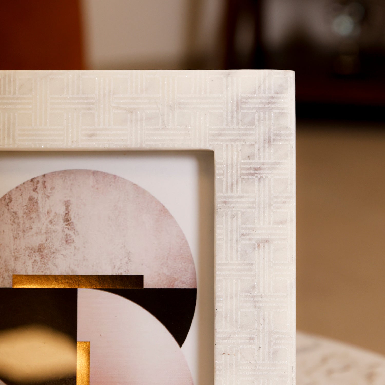 White Marble Textured Photo Frame for Tabletop Styling 5x7 inch