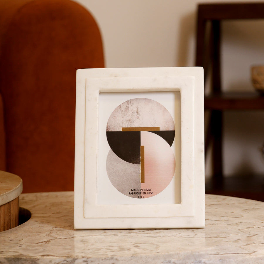 White Marble Photo Frame for Tabletop & Shelf Styling 5x7 Inch