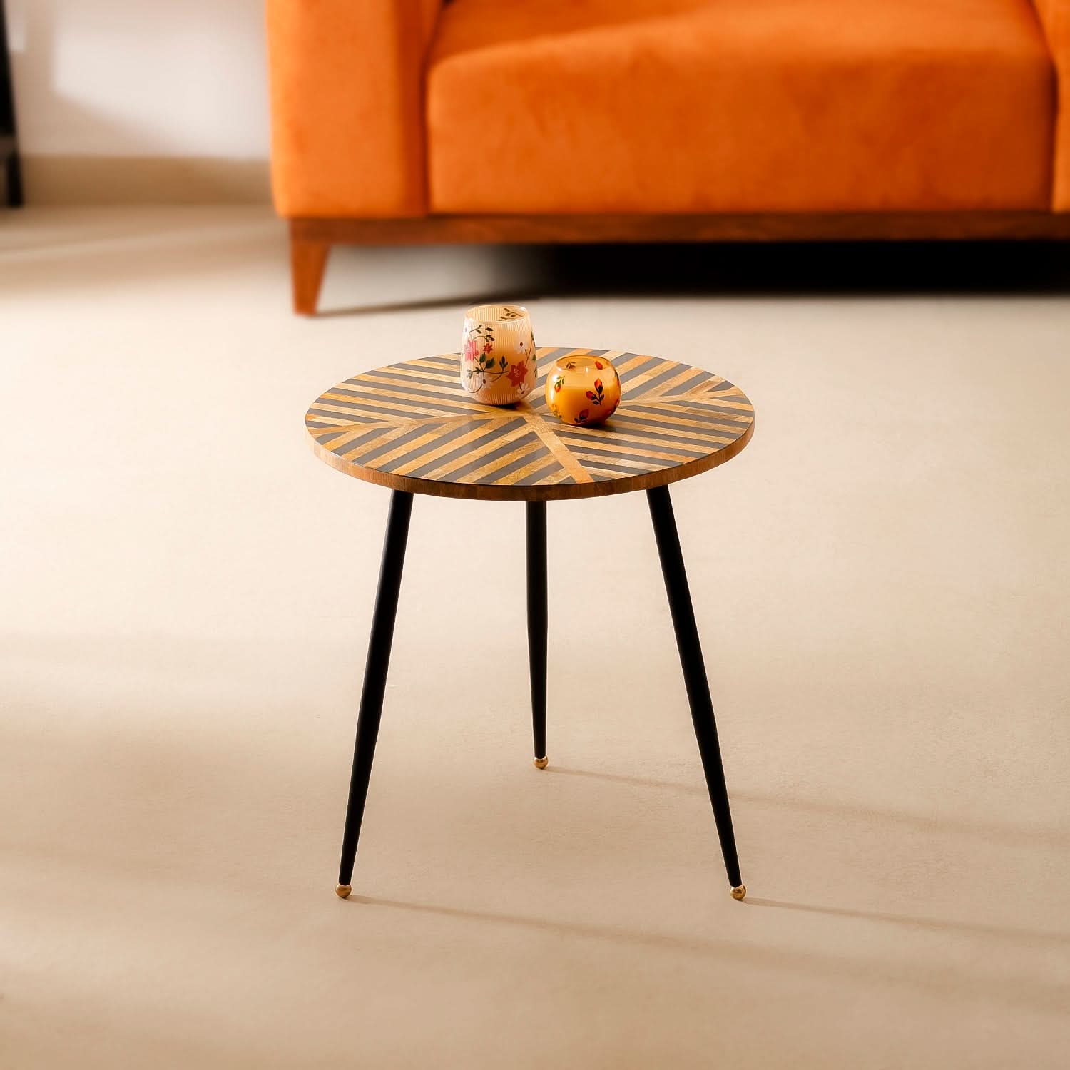 Modern Wooden Coffee Table with Metal Leg