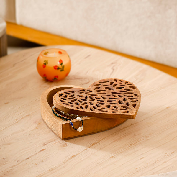 Heart-Shaped Wooden Storage Box – Hand-Carved Trinket & Jewelry Keeper