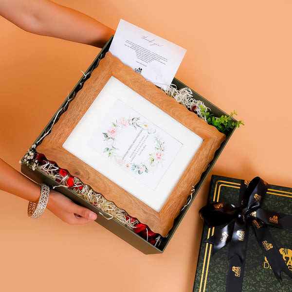 Scalloped Wooden Photo Frame – Premium Ready to Gift Box