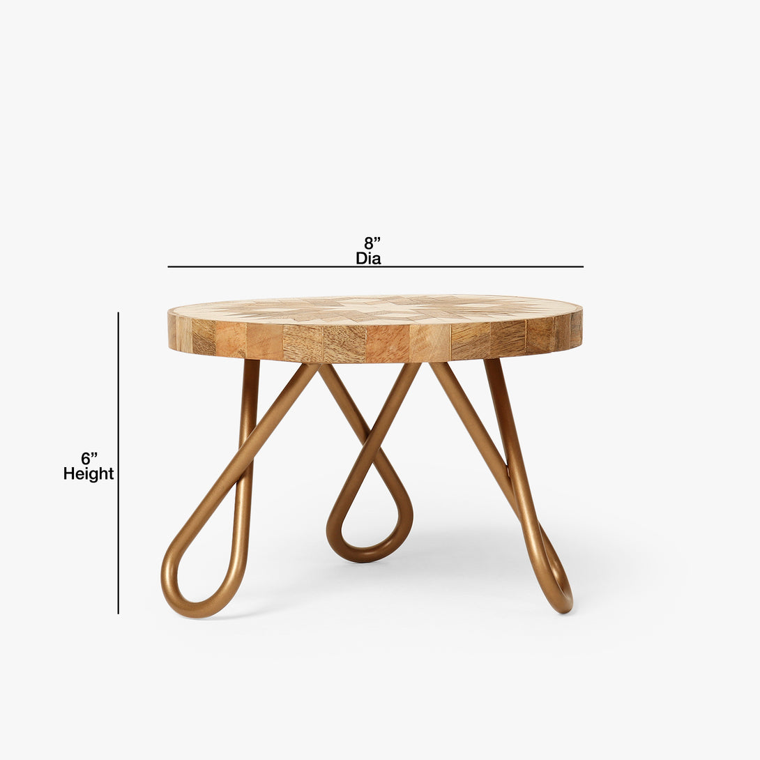 A Vintage Affair Cake Stand