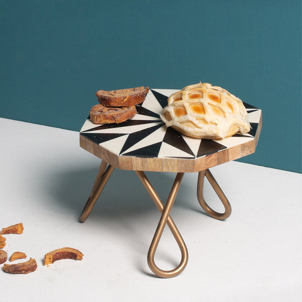 Retro Black & White Cake Stand