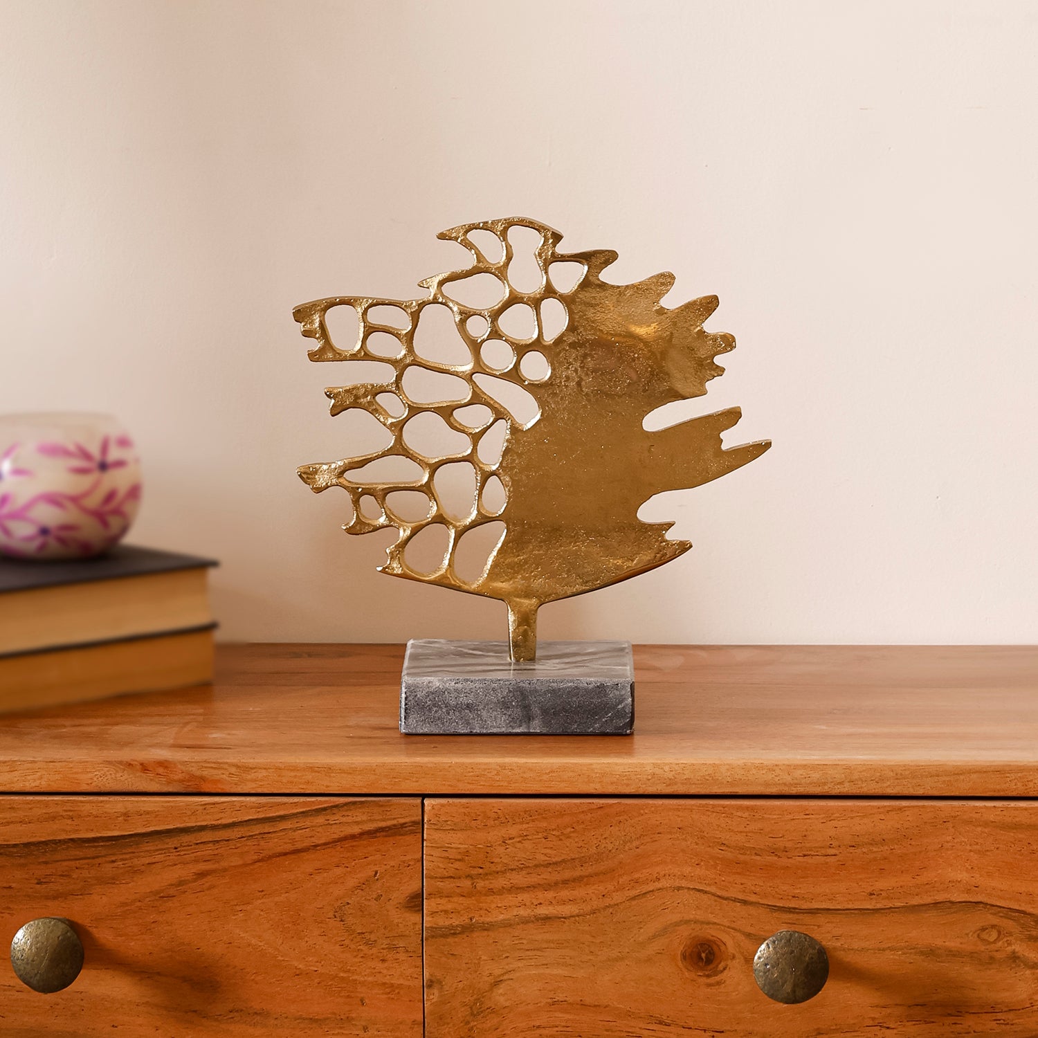 Gold Aluminium Leaf Sculpture Showpiece with Black Marble Base for Tabletop