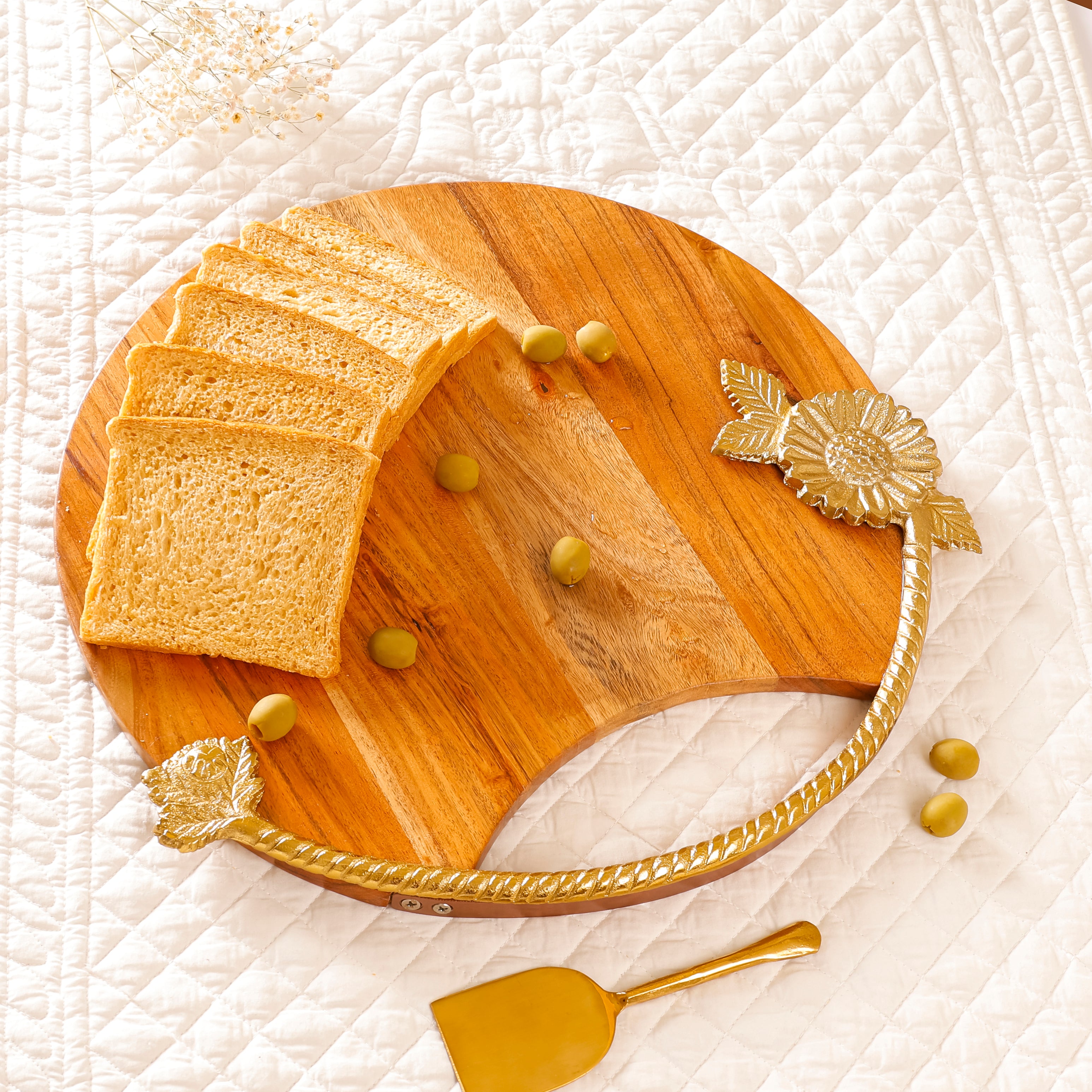 Sunflower Round Wooden Chopping Board & Serving Platter | Handcrafted Kitchen Décor