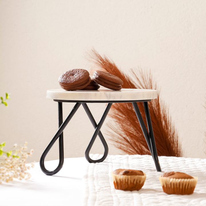 White Frost Cake Stand