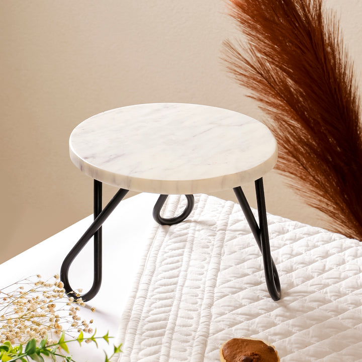 White Frost Cake Stand