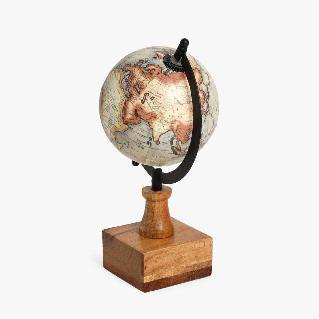 The Orb of Adventure - Globe