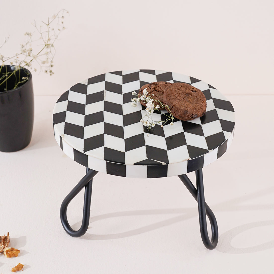 Retro Row Cake Stand
