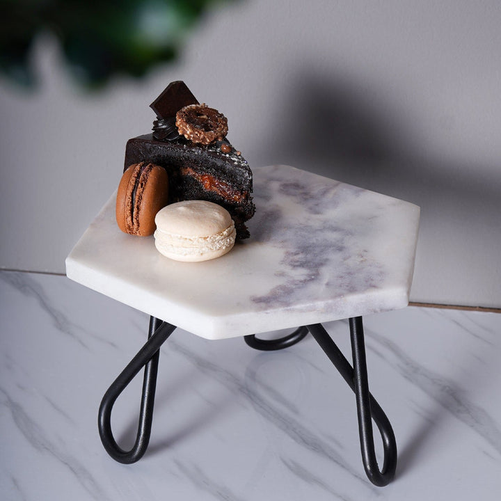 White Chocolate Cake Stand